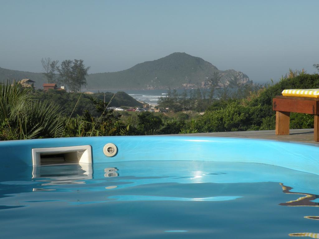 Villa California Praia do Rosa Exterior photo